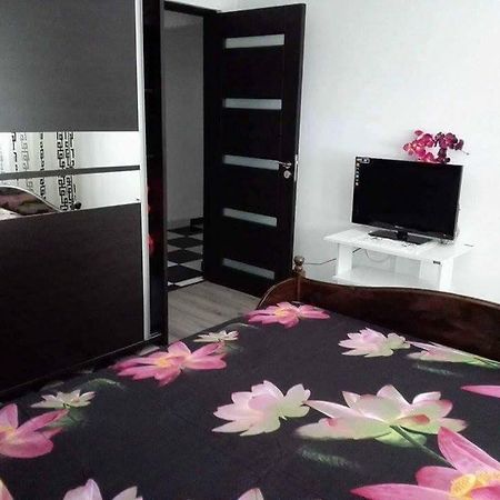 Apartament Ela Elegance Orsova Exterior photo